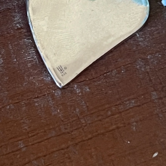 Retired hammered silver  Heart-Shaped Pendant - Picture 2 of 2